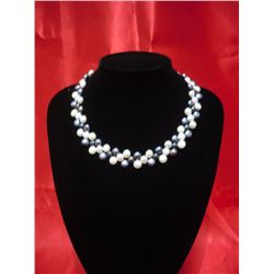 16 INCH 250CTW SIOPAO FLAT BLACK & WHITE PEARL NECKLACE
