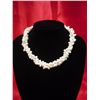 Image 1 : 400CTW 3-STRANDS WHITE PEARL NECKLACES