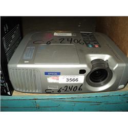EPSON 820P Power Lite Projector