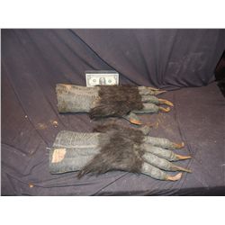 DARK WOLF SCREEN USED WEREWOLF HANDS JOHN BUECHLER F/X SHOP LIQUIDATION