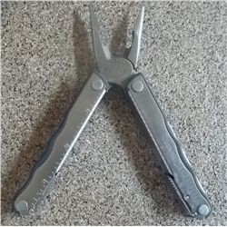 Leatherman Blast Multi-Pliers Tool W/Rulers On