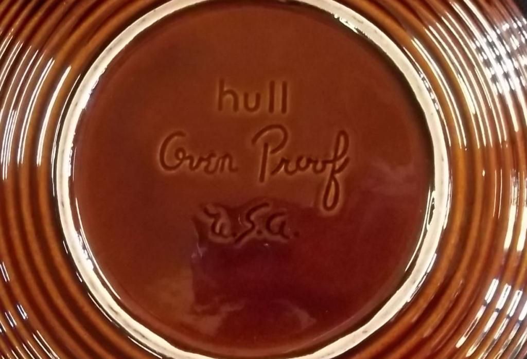 6 Hull Brown Drip Glaze Dinner Plates 105/8"