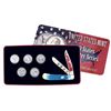 Image 1 : 2004 STATE QUARTERS AND TRAPPER KNIFE COLLECTORS SET IN TIN