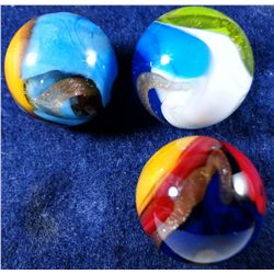 Marbles: Lot 7. 3 Marbles. Contemporary Handmade. 15/16". Mint 9.9