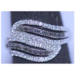 19.95 CTW 18K WHITE GOLD WHITE AND BLACK DIAMOND RING