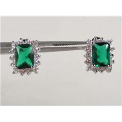 9539 - WHITE GOLD PLATED GREEN EMERALD STUD EARRINGS
