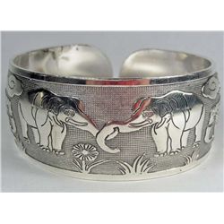 11215 - TIBETAN SILVER LUCKY TOTEM BRACELET