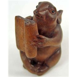 11163 - BOXWOOD MOUSE READING A BOOK NETSUKE