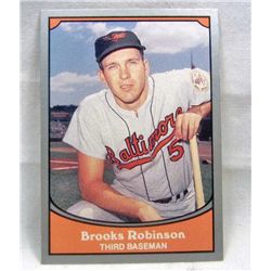 11285 - 1990 PACIFIC TRADING #102 BROOKS ROBINSON BASEBALL CARD