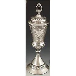 Deckelpokal
