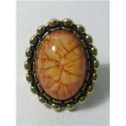 28CTW BEIGE OVAL BRASS RING SIZE 6