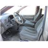 Image 9 : 2004 - CHRYSLER TOWN AND COUNTRY