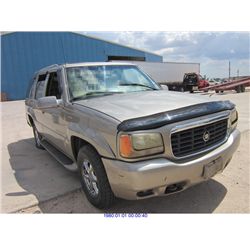 1999 - CADILLAC ESCALADE