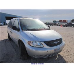 2002 - CHRYSLER TOWN AND COUNTRY