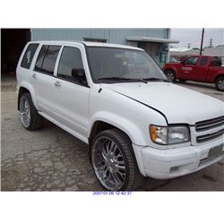 2000 - ISUZU TROOPER