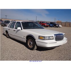 1997 - LINCOLN TOWN CAR