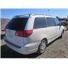 Image 4 : 2004 - TOYOTA SIENNA