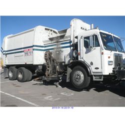 2002 - PETERBILT 320
