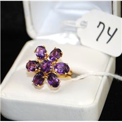 VINTAGE 18K YELLOW GOLD AMETHYST RING WITH  ONE ROUND AND SIX OVAL CUT AMETHYSTS -  APPRAISED RETAIL