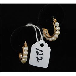 LADIES 14K YELLOW GOLD PEARL EARRINGS WITH  EACH EARRING CONTAINING TWELVE PEARLS EACH
