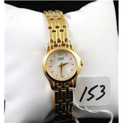LADIES CITIZENS WRISTWATCH WITH MOTHER OF  PEARL FACE - QUARTZ - RUNNING FINE!
