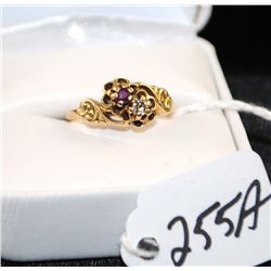 WOMENS VINTAGE 14K YELLOW GOLD RUBY AND  DIAMOND RING WITH ONE CENTER DIAMOND AND ONE  RUBY - WEIGHS