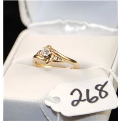 14K YELLOW GOLD DIAMOND RING WITH FIVE ROUND  DIAMONDS - WEIGHS 3.0 GRAMS - APPAISED RETAIL  REPLACE