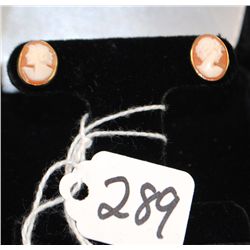 LADIES 14K YELLOW GOLD CAMEO EARRINGS