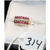Image 2 : WOMENS RUBY AND DIAMOND RING WITH FOURTEEN  RUBIES AND SEVEN DIAMONDS SET IN 10K YELLOW  GOLD RING -