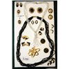 Image 1 : VINTAGE COSTUME JEWELRY