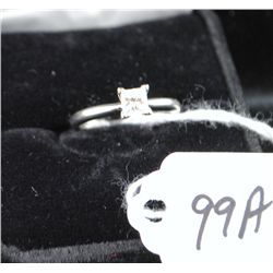 WOMENS 14K WHITE GOLD DIAMOND RING WITH ONE APPROX. .39CT PRINCESS CUT DIAMOND SOLITAIRE - COMES WIT