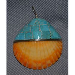 SANTO DOMINGO SHELL PENDANT