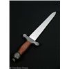 Image 1 : DUNGEONS AND DRAGONS Silver Dagger MOVIE PROPS