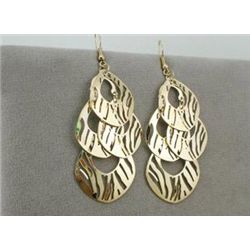 GT0522120018 Foxy Zebra Pattern Dangle Gold Tone Earrin