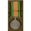 Image 2 : WWII BRITISH DEFIANCE MEDAL-KING GEORGE 1939-45-W/RIBB
