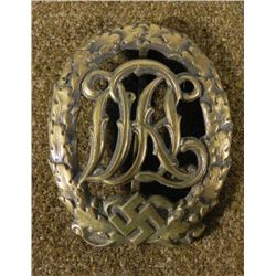 SA DRL NAZI SPORTS BADGE-ORIG-BRONZE-WREATH & SWASTIKA