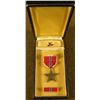 Image 1 : WWII NAMED BRONZE STAR RIBBON & LAPEL BAR ORIGINAL