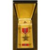 Image 1 : WWII NAMED BRONZE STAR RIBBON & LAPEL BAR ORIGINAL