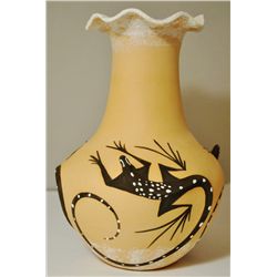 Zuni Three Lizard Pottery Vase - Tara Edaakie