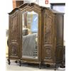 Image 1 : Antique Armoire