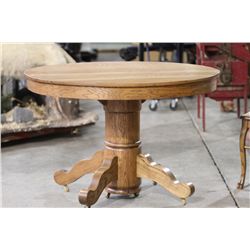 Antique Oak Round Table