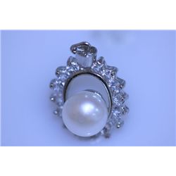 17.85 CTW WHITE PEARL AND CZ PENDANT