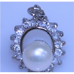 17.50 CTW WHITE PEARL AND CZ PENDANT