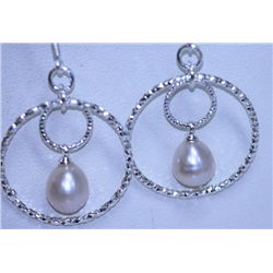 22.25 CTW WHITE PEARL DANGLING EARRING