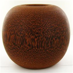 Handcarved Coconut Wood Vase (DEC-000951)