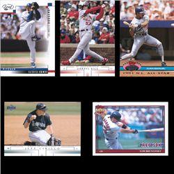 Five Hi-Grade Random Collectible Baseball Sports Cards  (TOY-000327)