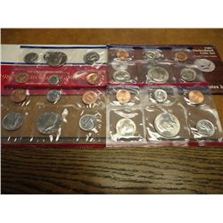 1985 & 87 US MINT SETS (UNC) P/D (WITH ENVELOPES)