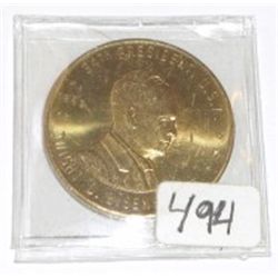1953 DWIGHT D. EISENHOWER *COMMANDER OF THE ALLIED ARMIES WORLD WAR II* *RARE HARD TO FIND COIN*!!