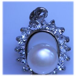 18.70 CTW WHITE PEARL AND CZ PENDANT