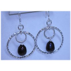 21.95 CTW BLACK PEARL DANGLING EARRING